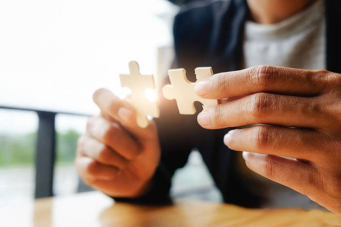 Based on our goals, vision, mission, and values, we have a clear long-term development strategy.